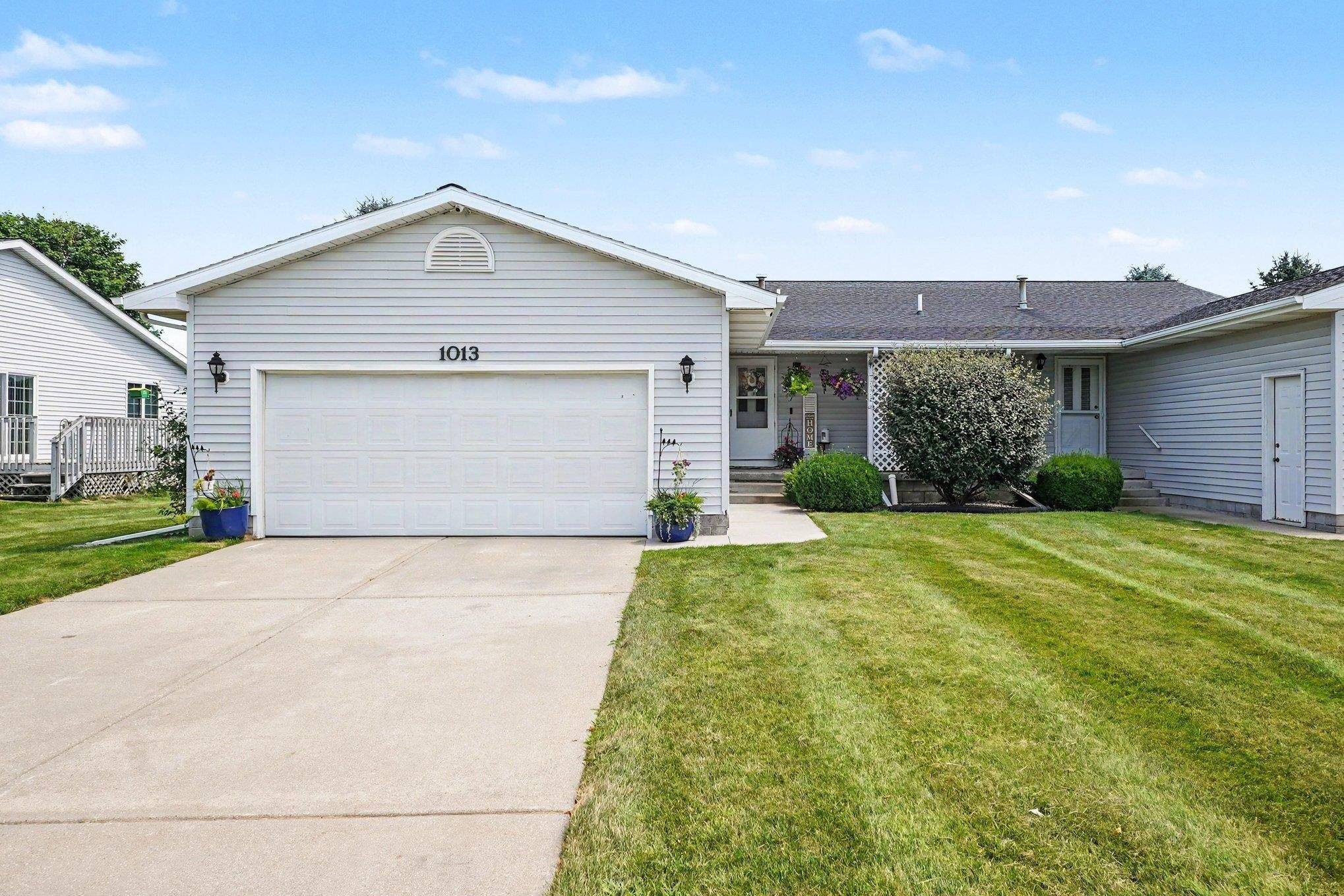 1013 Sweeney ST, Pleasant, MI 48858