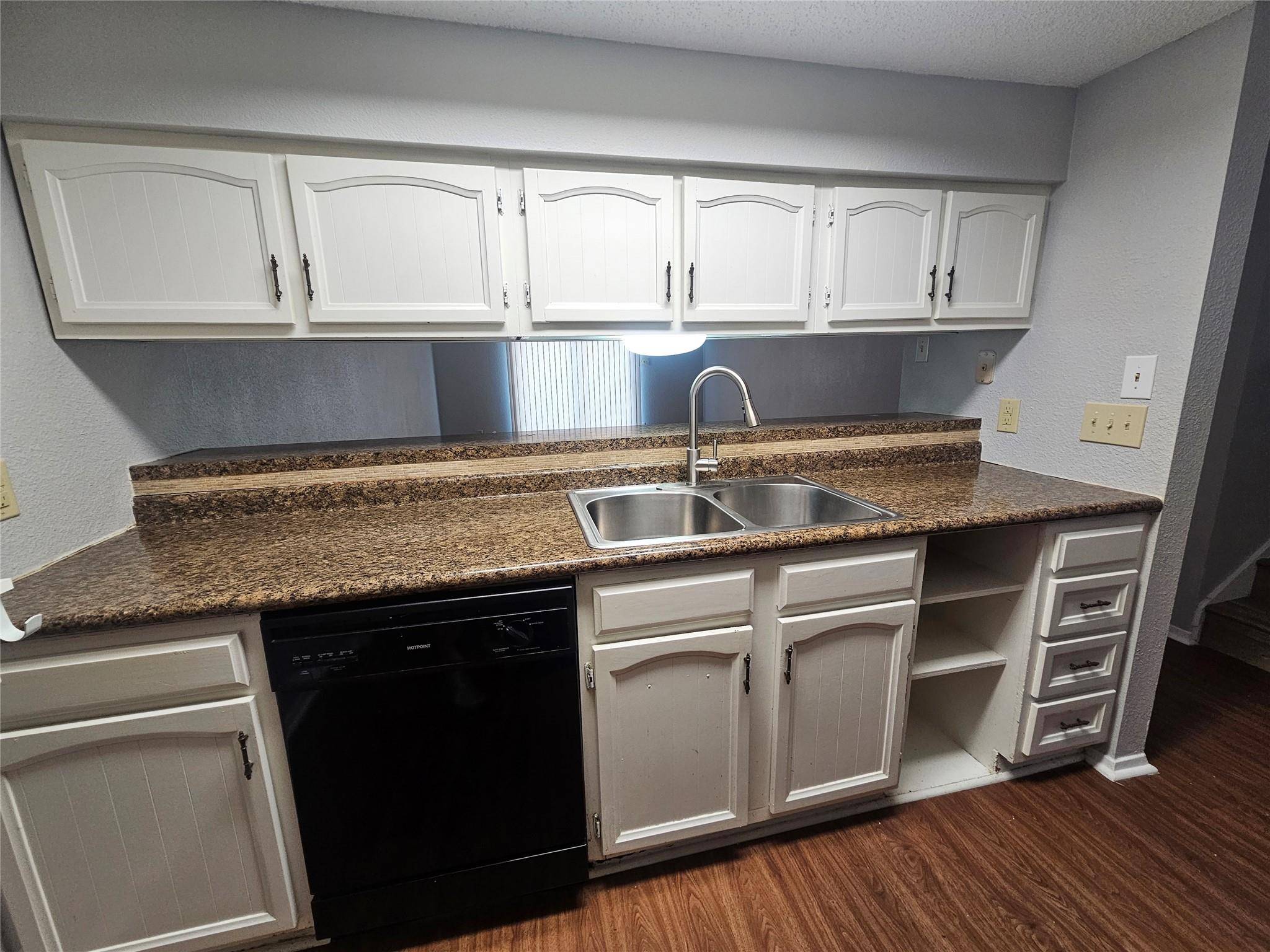 4908 Barkbridge TRL, Austin, TX 78744