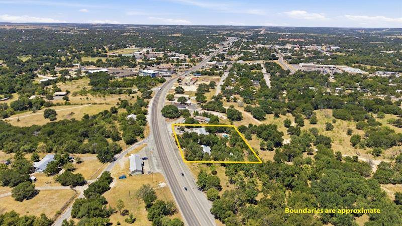 1909 and 1907 S Highway 183 / S Key Avenue, Lampasas, TX 76550