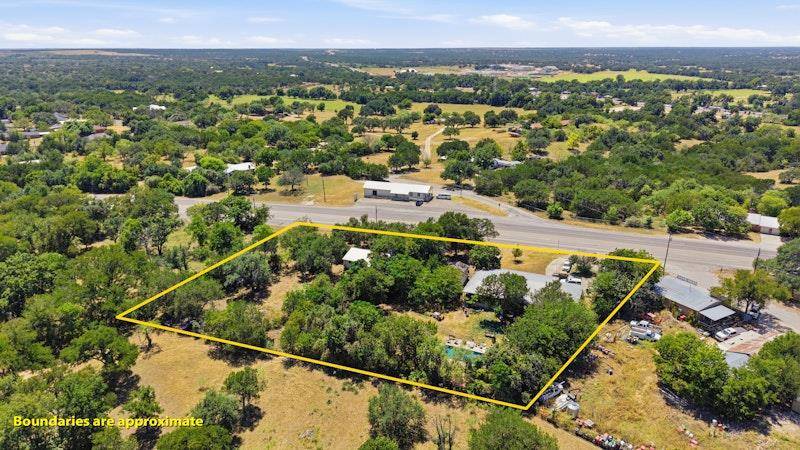 1909 and 1907 S Highway 183 / S Key Avenue, Lampasas, TX 76550
