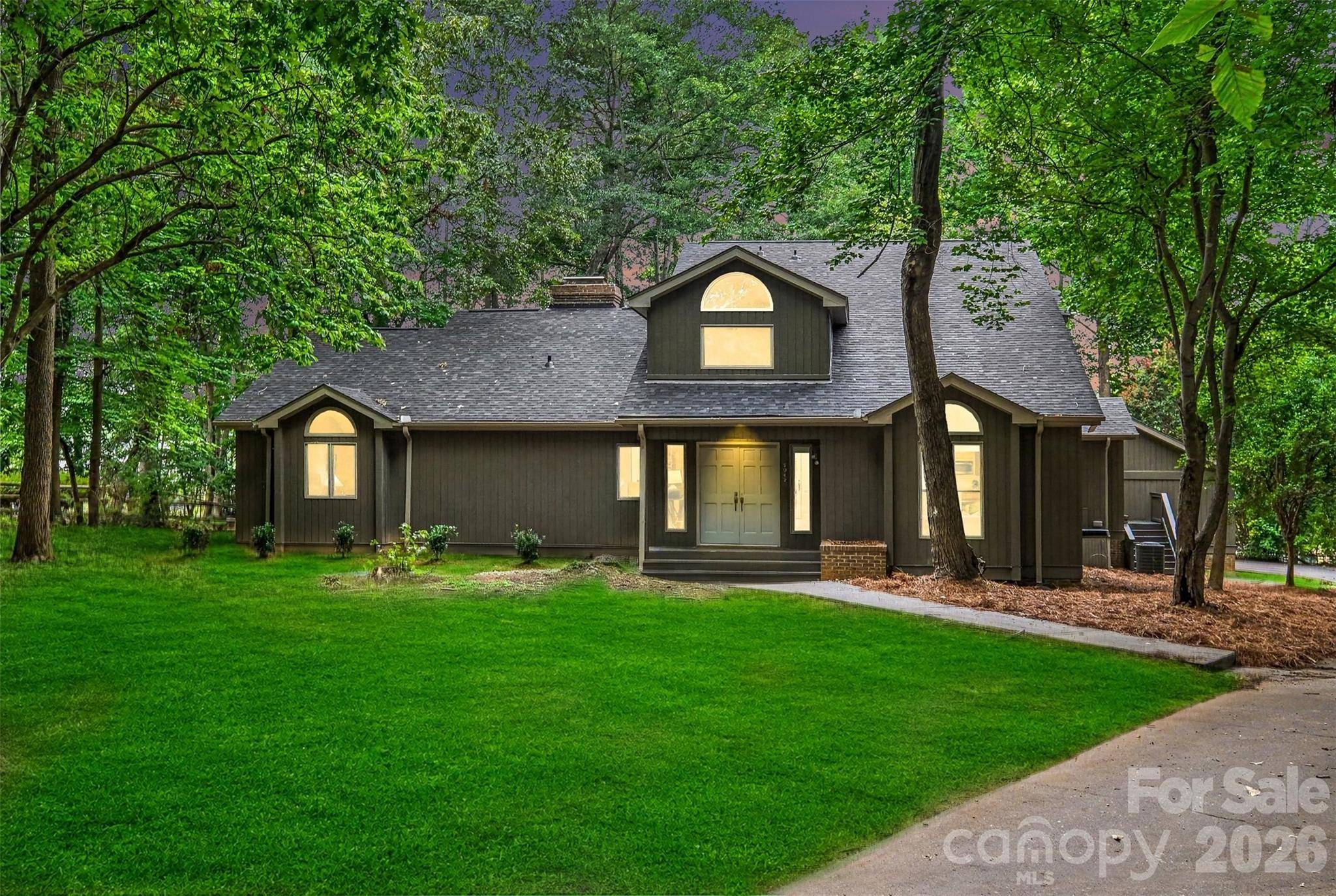 5042 Marci LN, Belmont, NC 28012