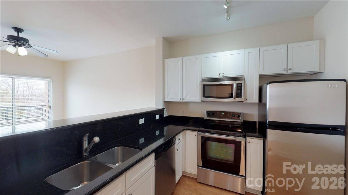 1315 East BLVD #329, Charlotte, NC 28203