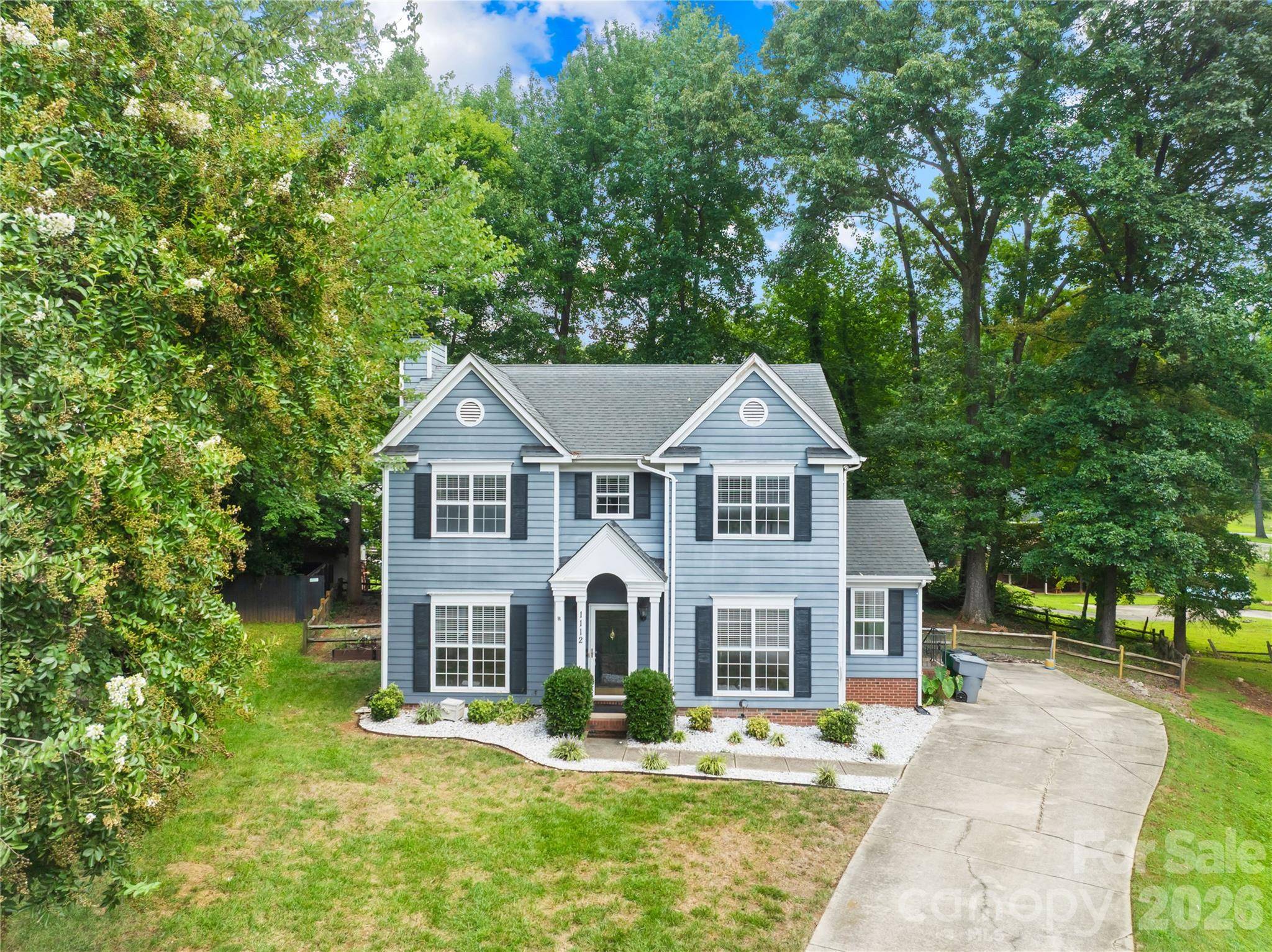 1112 Coachlight CIR, Charlotte, NC 28262