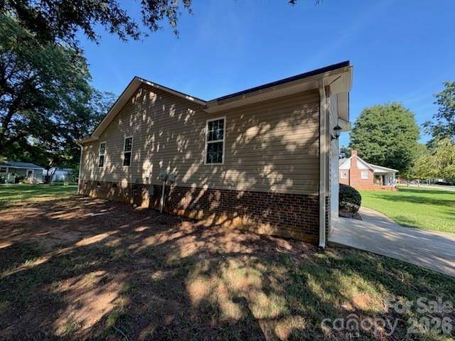 412 W Kirk ST, China Grove, NC 28023