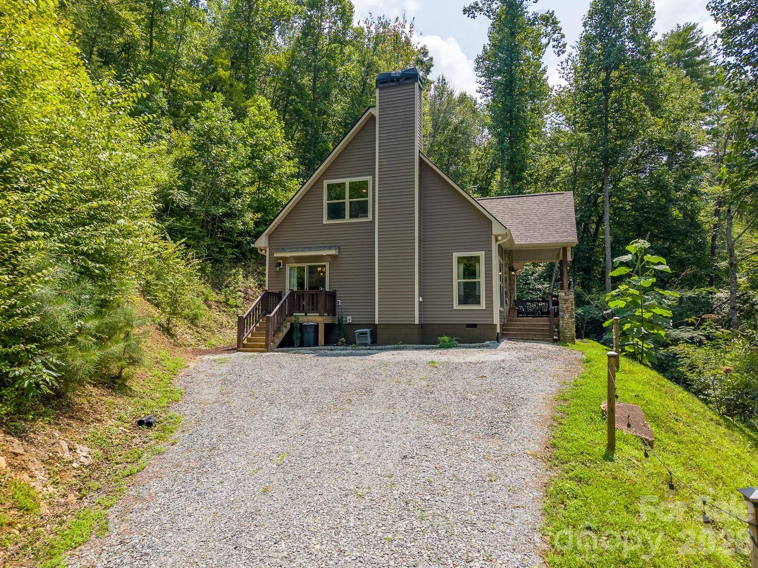 13 Cullsiah Cove RD, Robbinsville, NC 28771