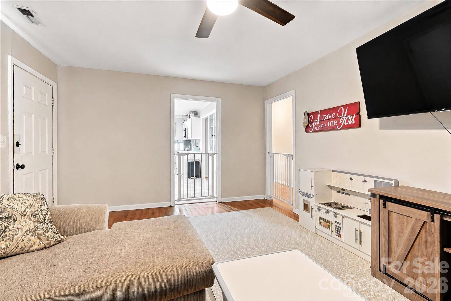 305 Poplar ST, Gaffney, SC 29341