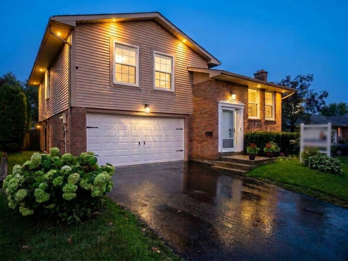 117 Pine Hills RD, Whitby, ON L1N 6N9