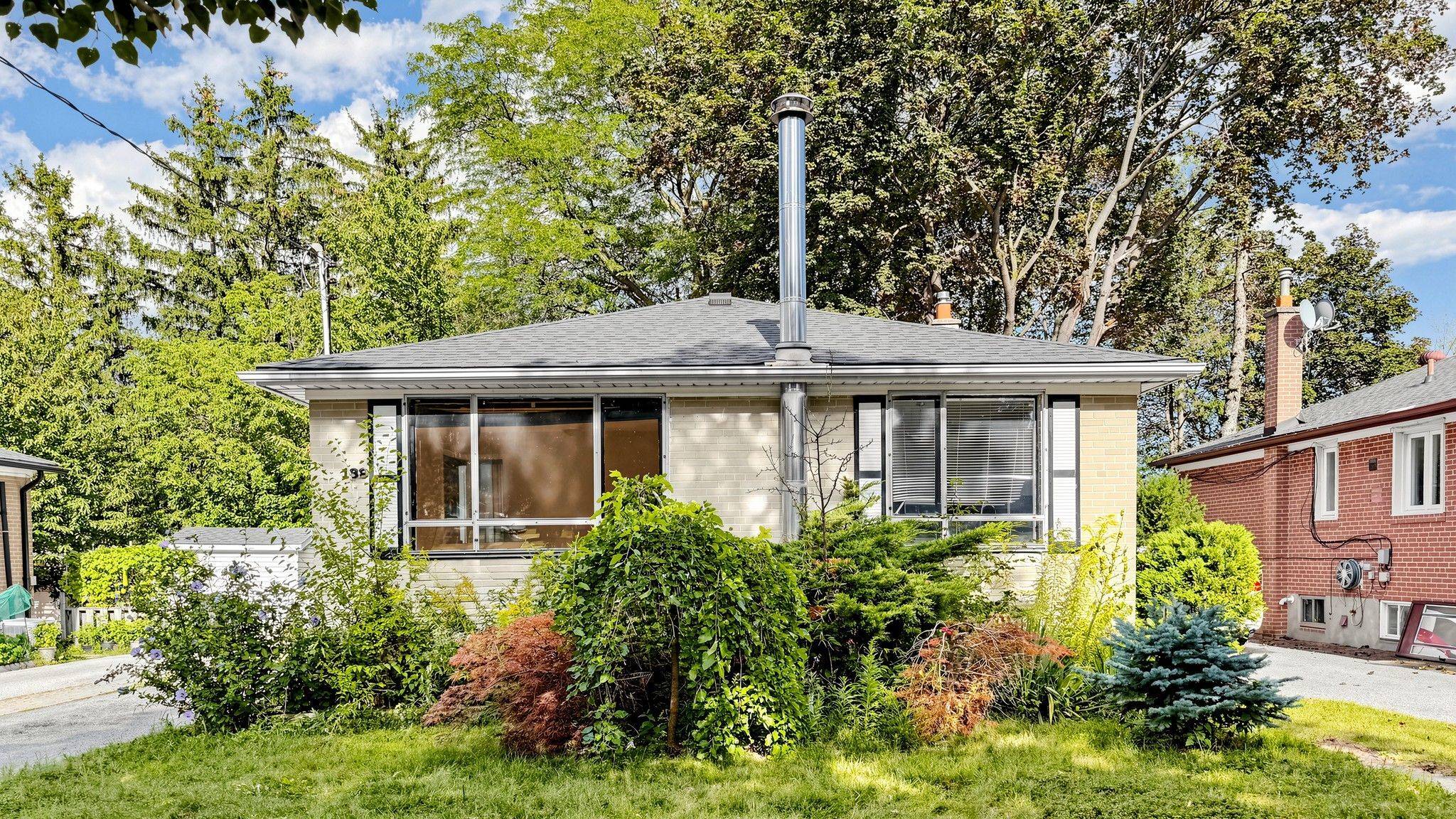 139 Pandora CIR, Toronto E09, ON M1H 1V8