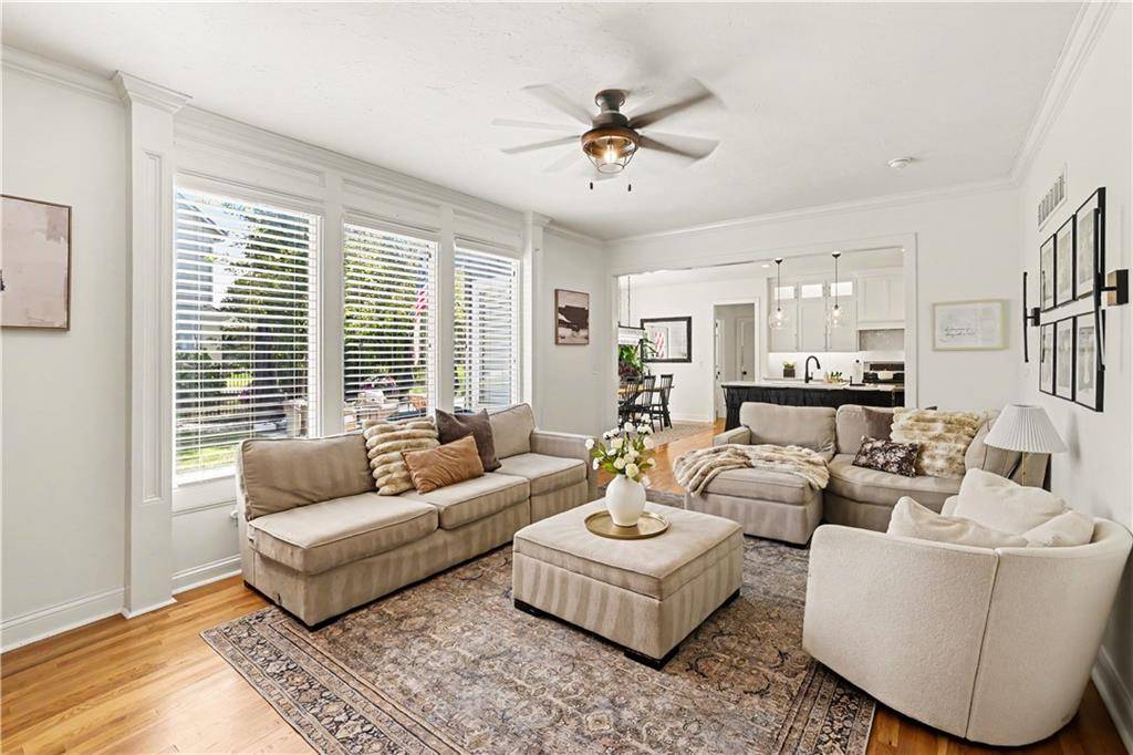 16915 W 161 ST, Olathe, KS 66062