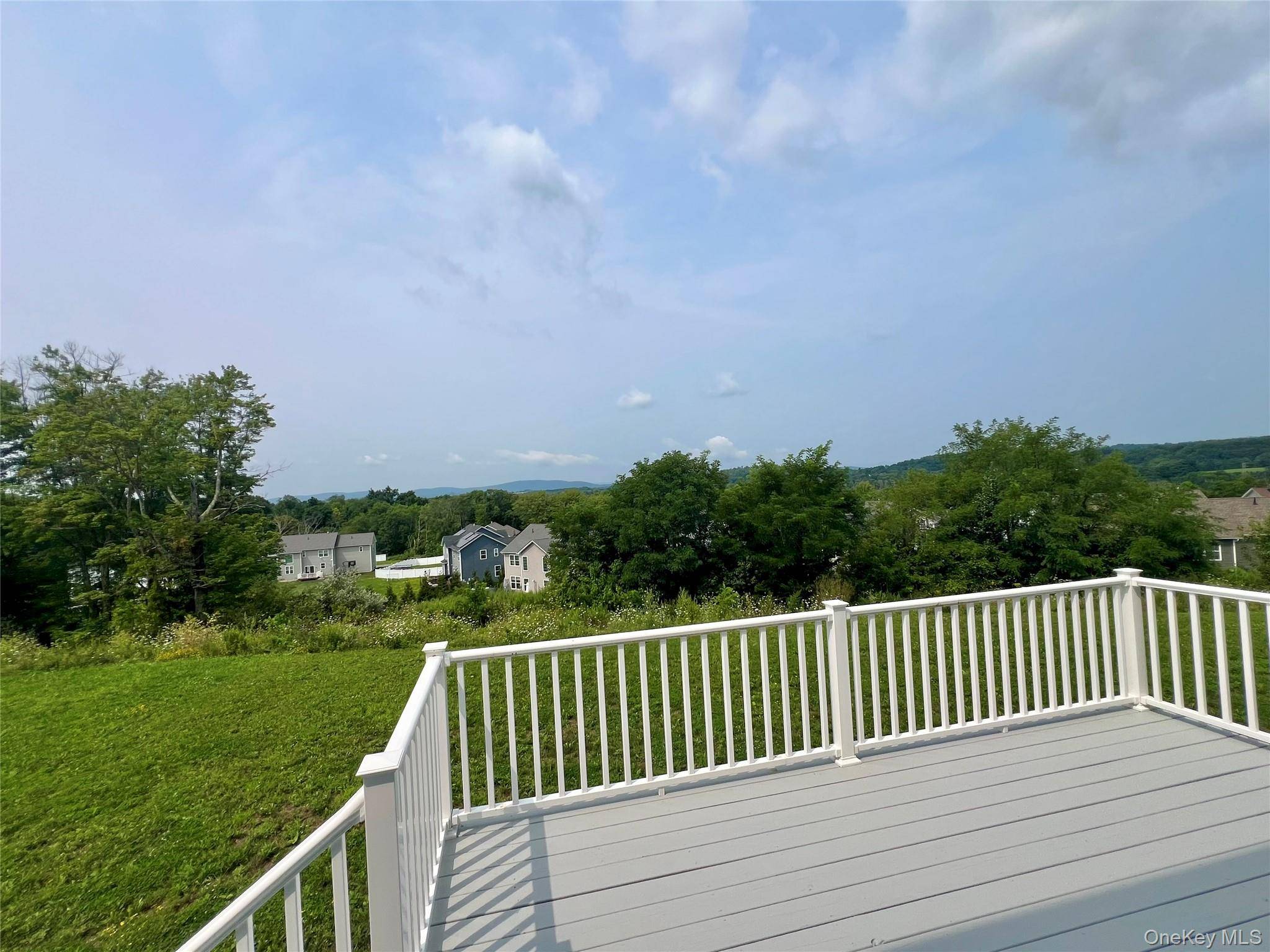 47 Dartmouth DR, Poughkeepsie, NY 12603