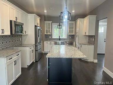 49 Kensington, Poughkeepsie, NY 12603