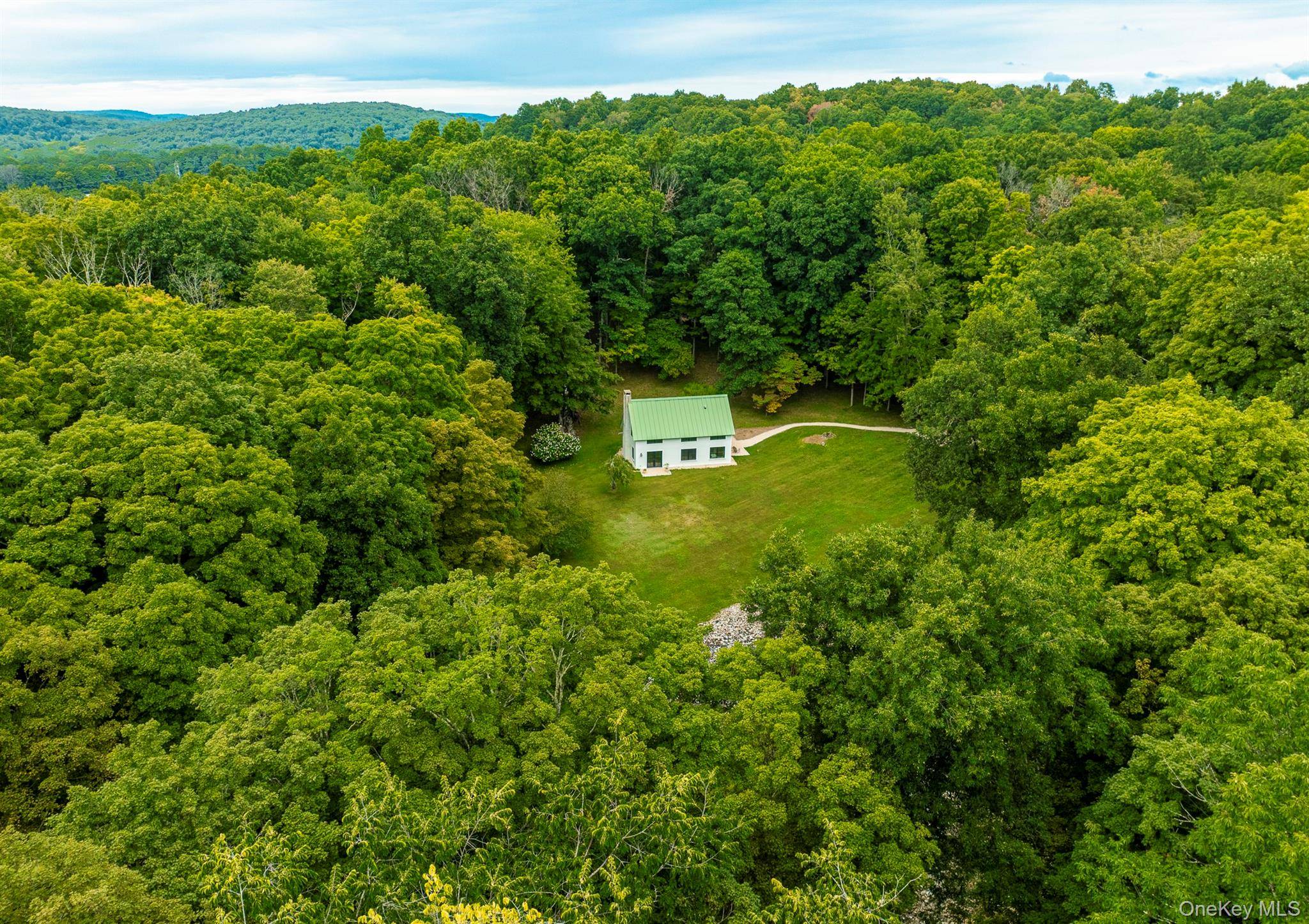 8 Old North Anson WAY, Stanfordville, NY 12581