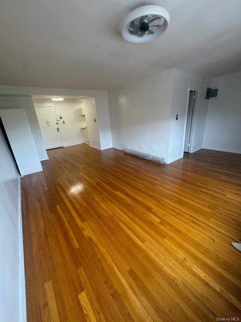 84-10 153rd AVE #4H, Howard Beach, NY 11414