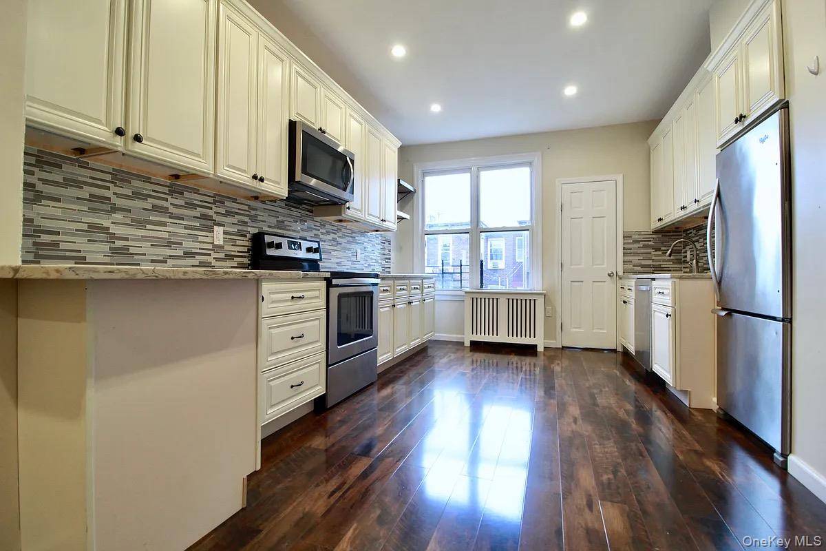 168 Russell ST, Brooklyn, NY 11222