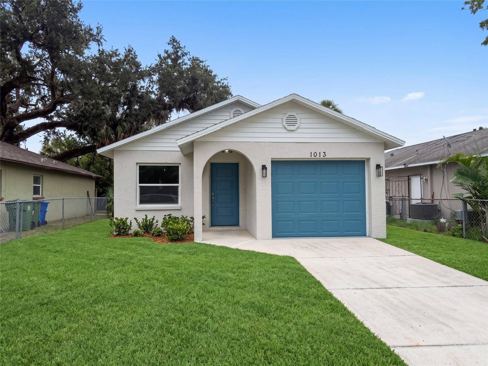 1013 6TH ST E, Bradenton, FL 34208