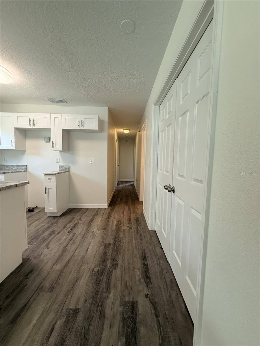 1013 6TH ST E, Bradenton, FL 34208