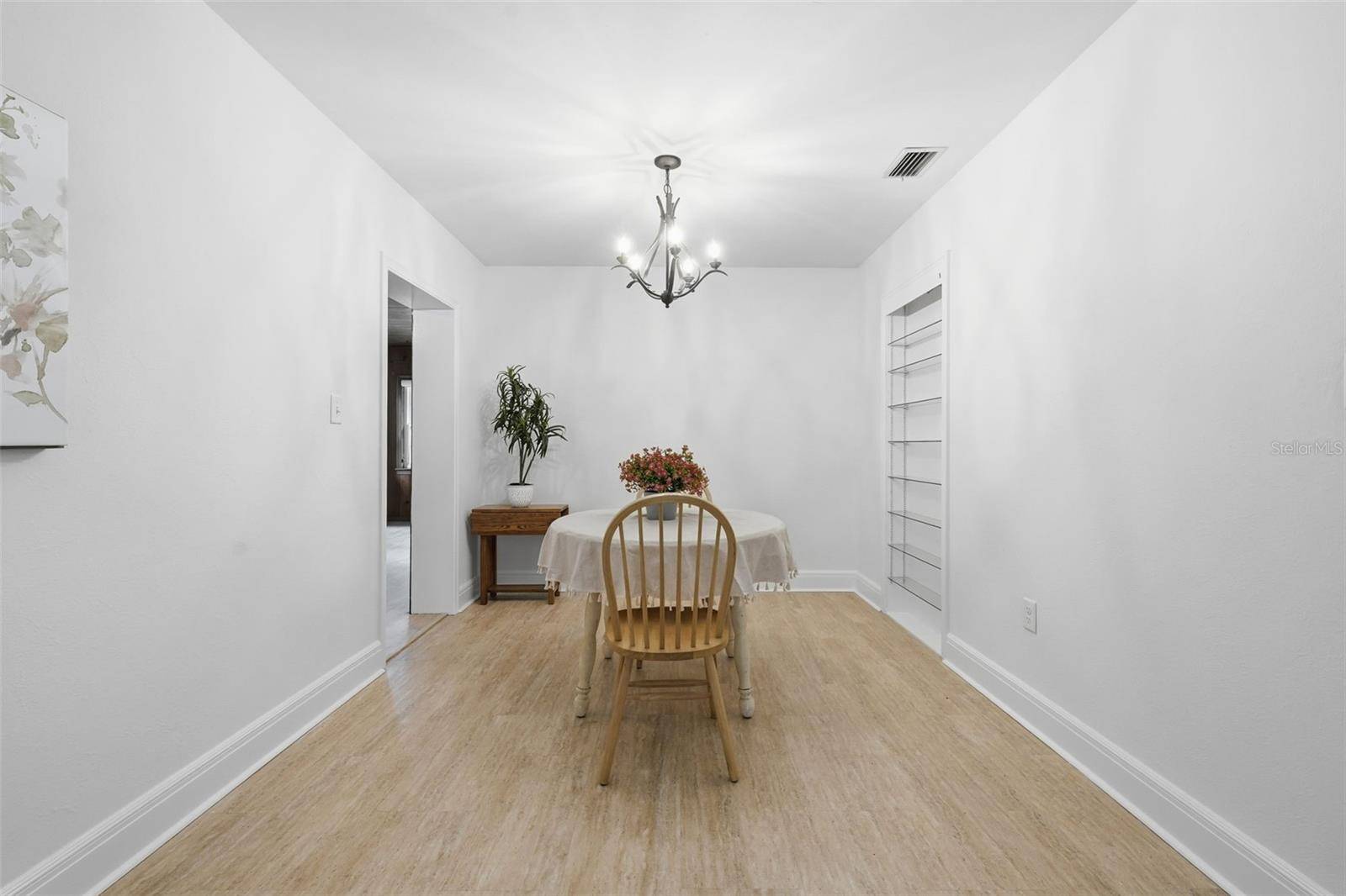 324 W 12TH AVE, Mount Dora, FL 32757