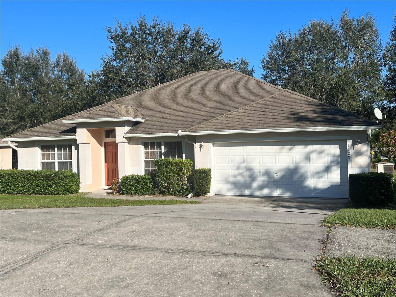 1109 HILL MOUNT DR, Minneola, FL 34715