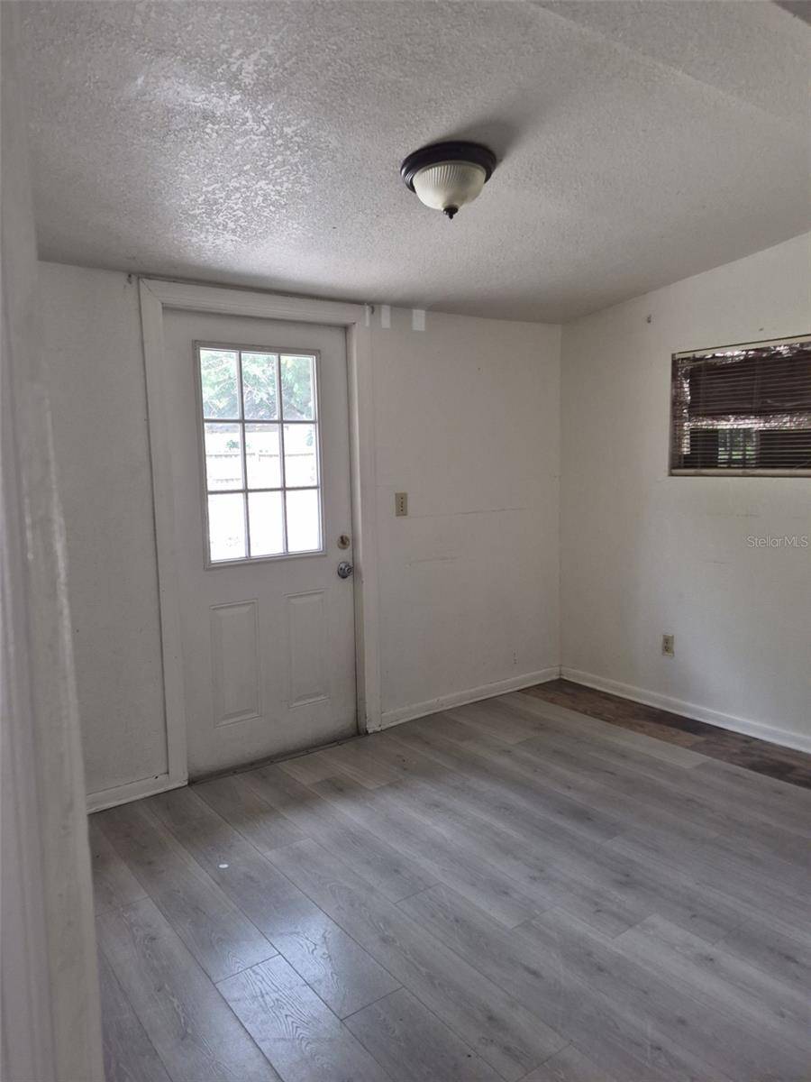 1230 ROWELL ST, Auburndale, FL 33823