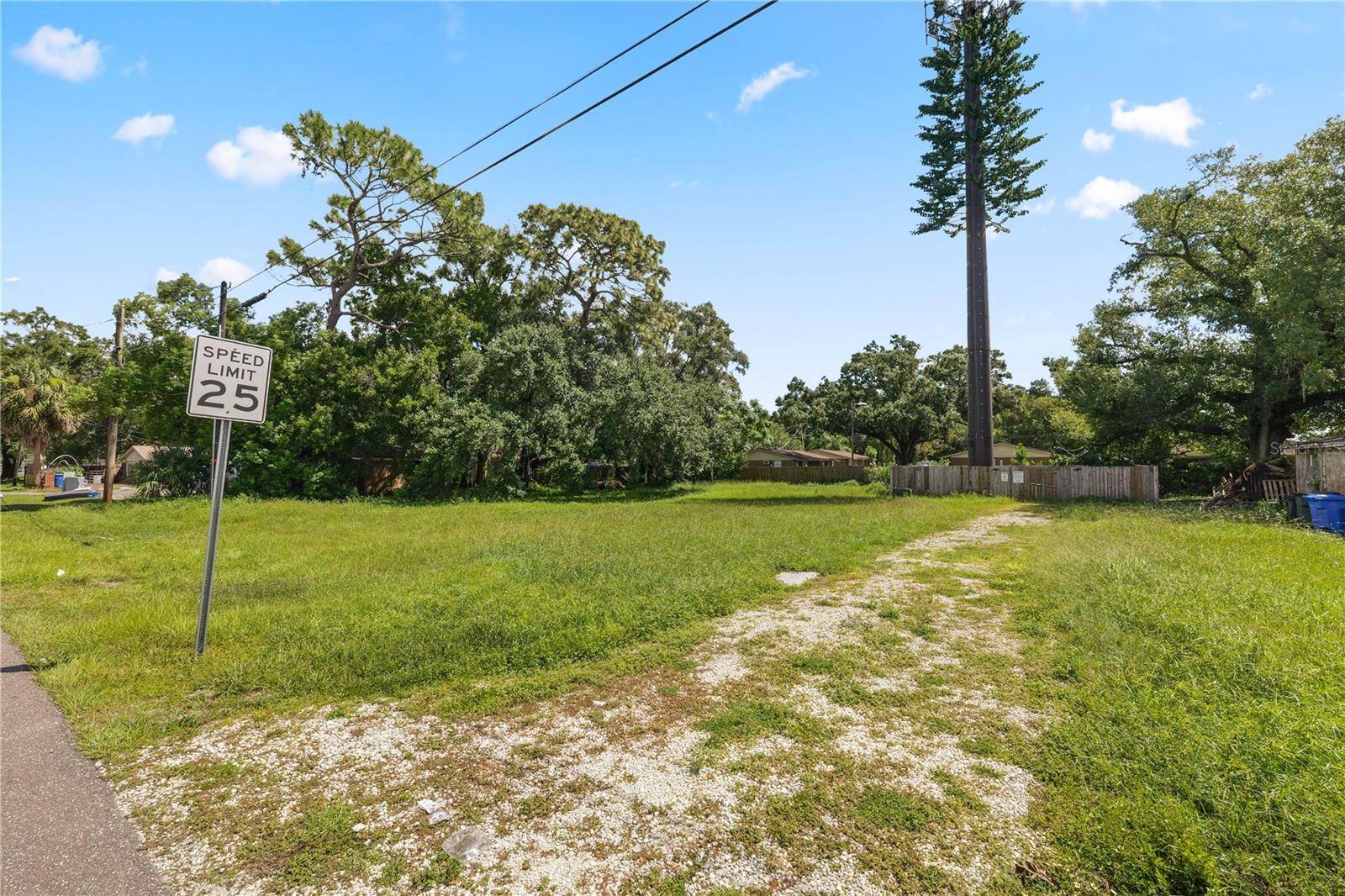 13805 N 20TH ST, Tampa, FL 33613
