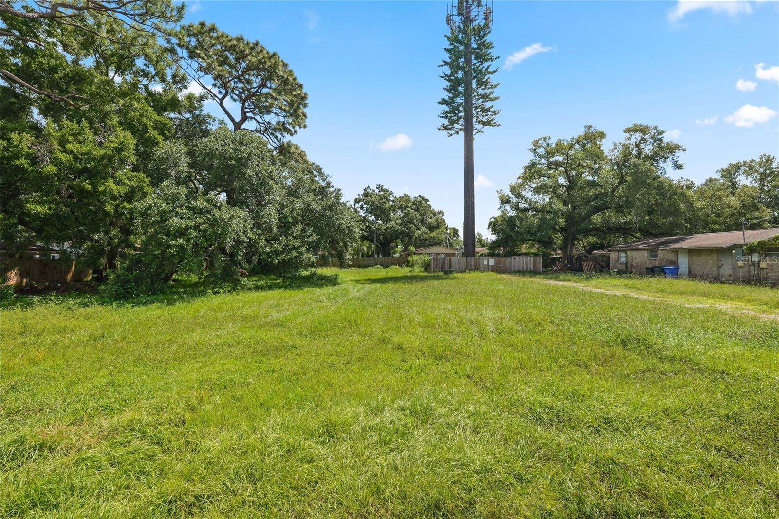 13805 N 20TH ST, Tampa, FL 33613