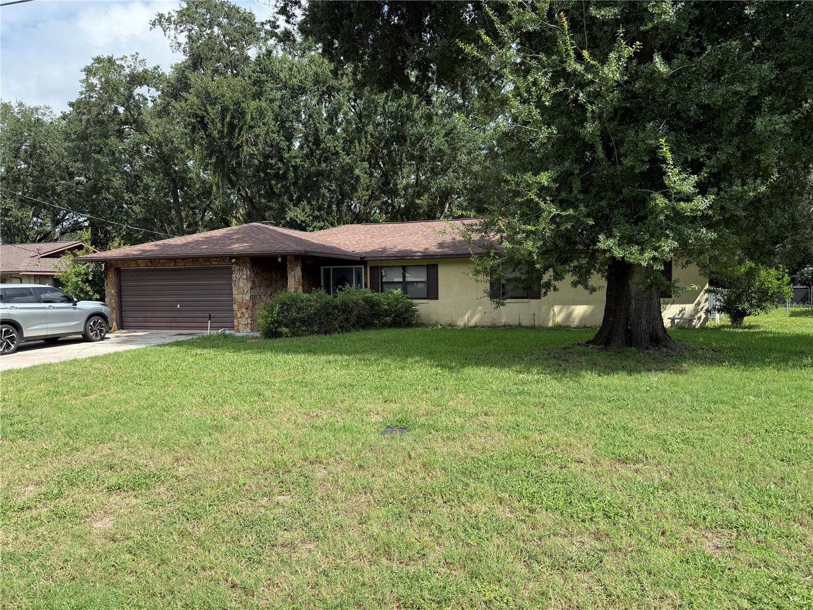 124 N POINTE DR, Auburndale, FL 33823