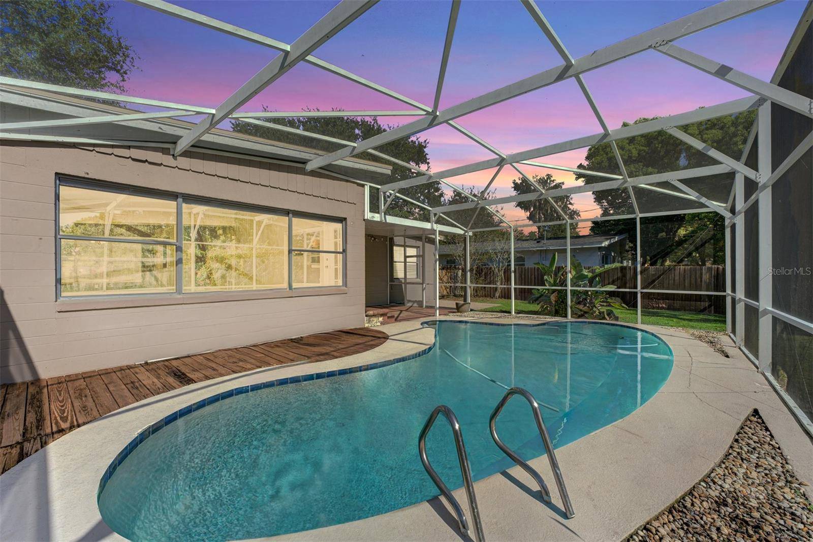 1209 S CRYSTAL LAKE DR, Orlando, FL 32806
