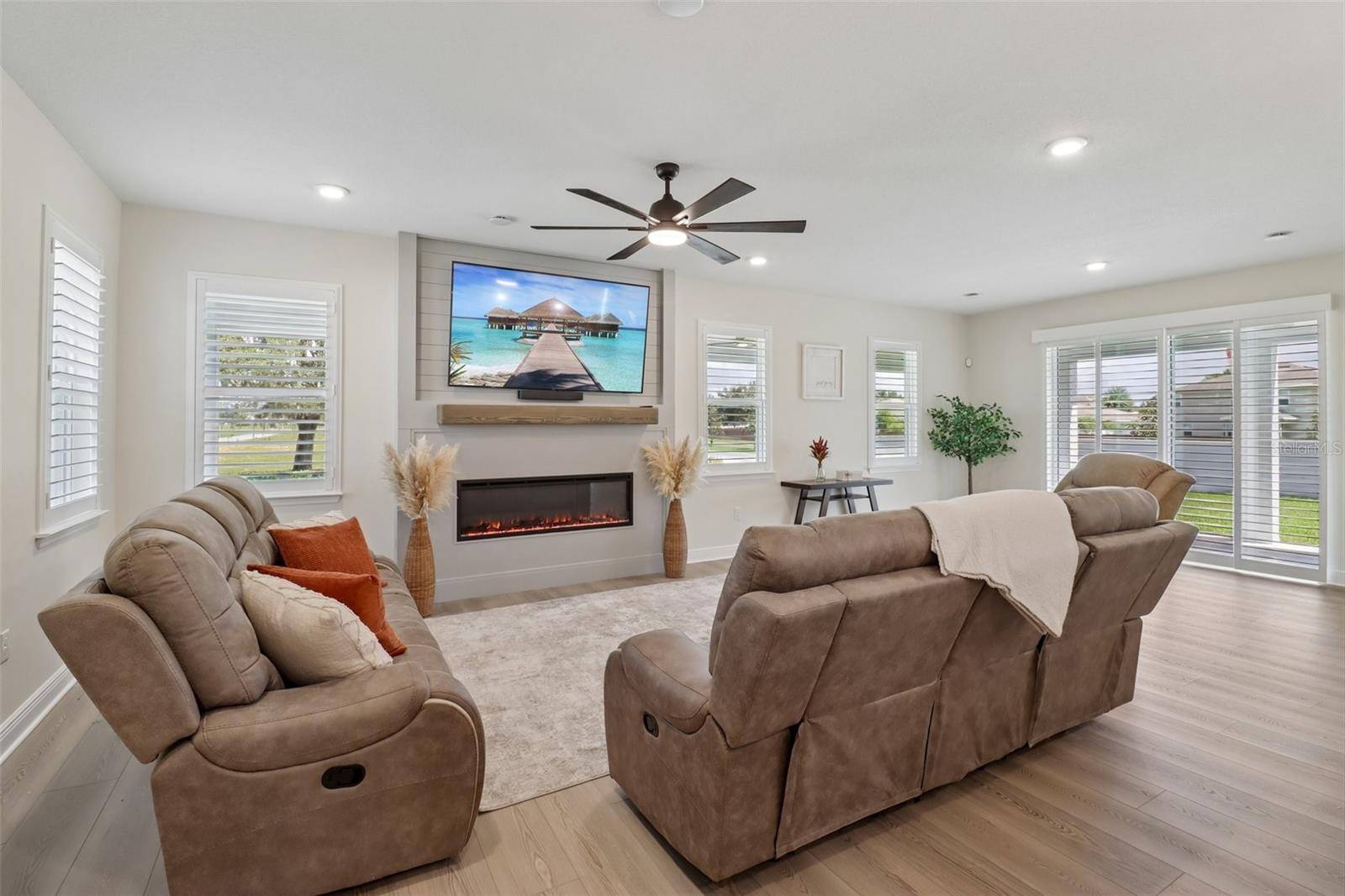 2985 WATER CLOVER CT, Apopka, FL 32712