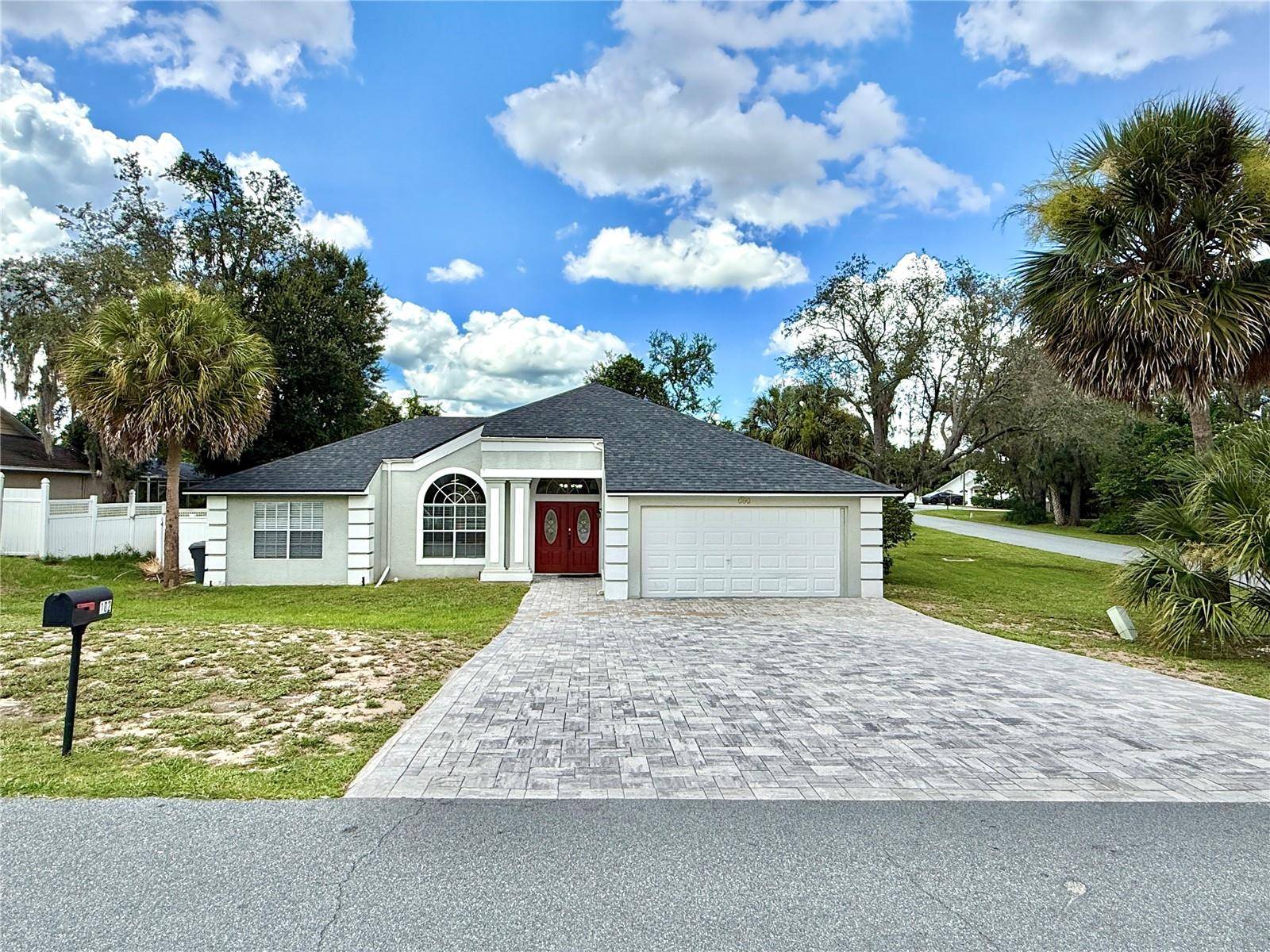 102 TITAN DR, Davenport, FL 33837