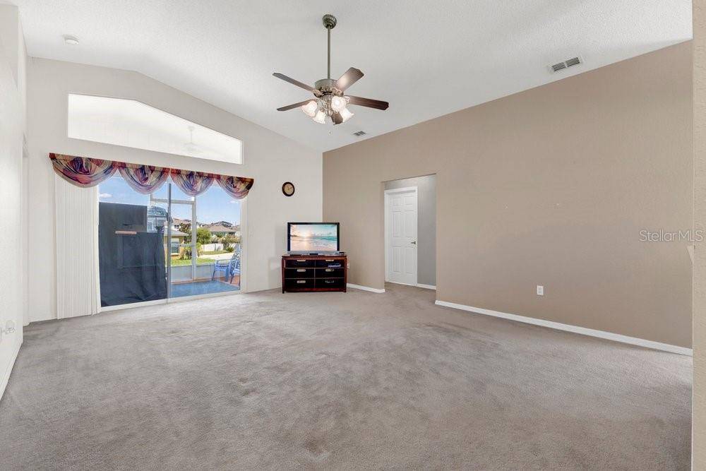 246 WINDRIDGE ST, Davenport, FL 33837