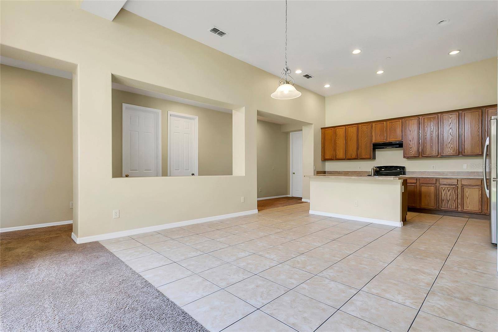 10102 CAROLINE PARK DR, Orlando, FL 32832