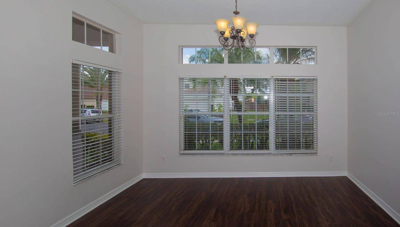 664 CEDAR FOREST CIR, Orlando, FL 32828