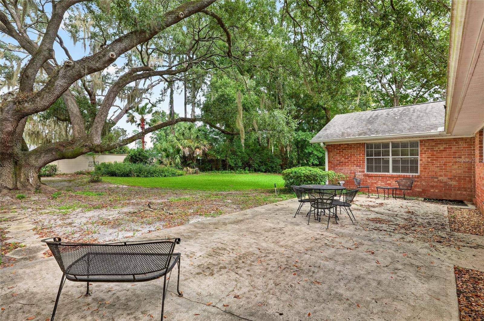 2011 SE 14TH LN, Ocala, FL 34471