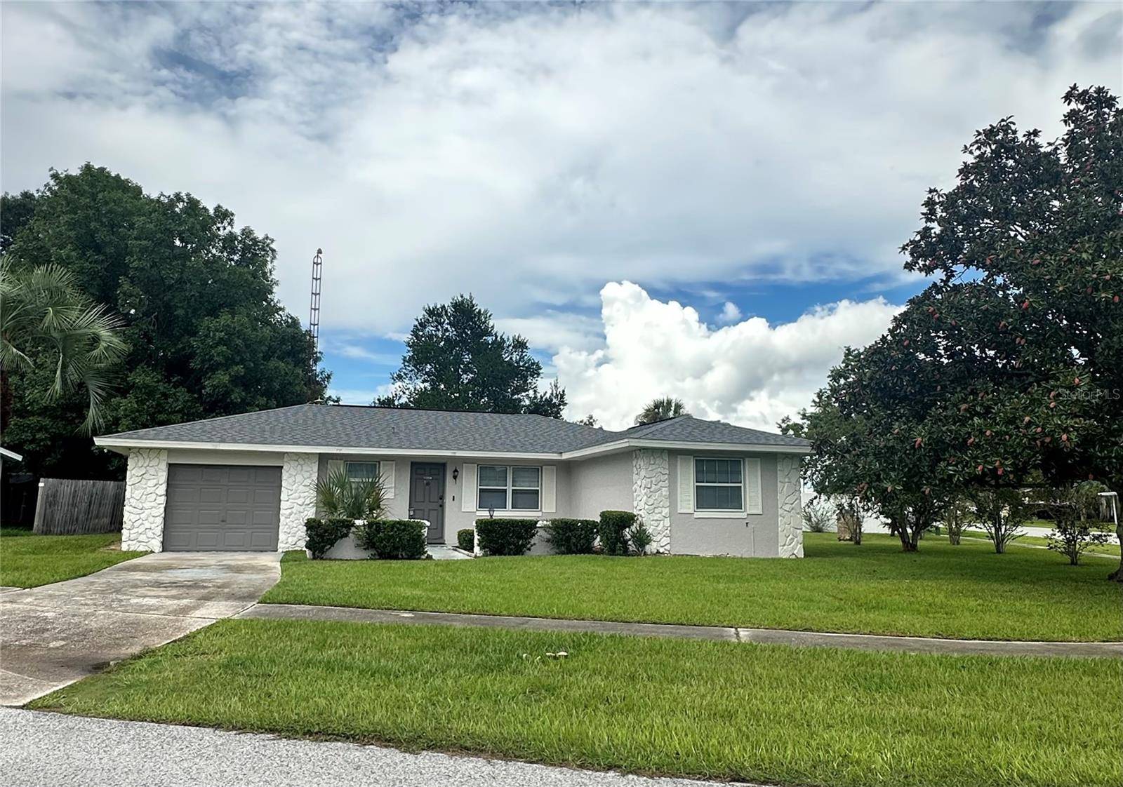 4211 SW 145TH PLACE RD, Ocala, FL 34473