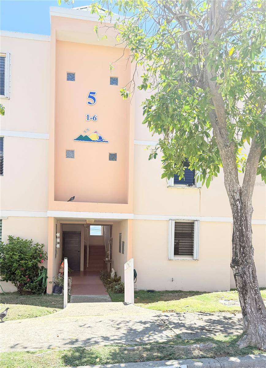 VISTA REAL VISTA REAL CONDOMINIUM, Fajardo, PR 00738