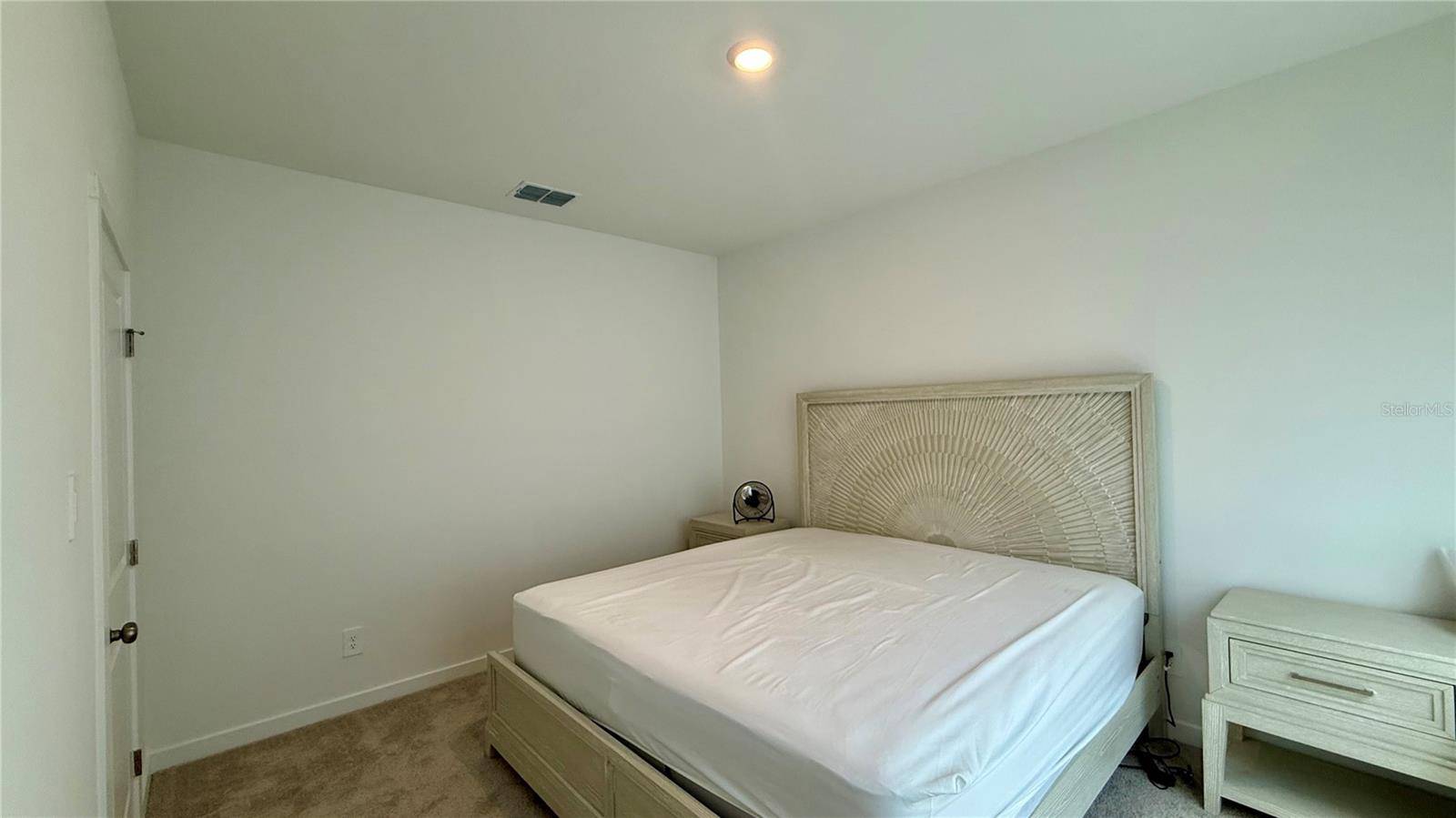 5515 GUAVA CT #B, Kissimmee, FL 34758