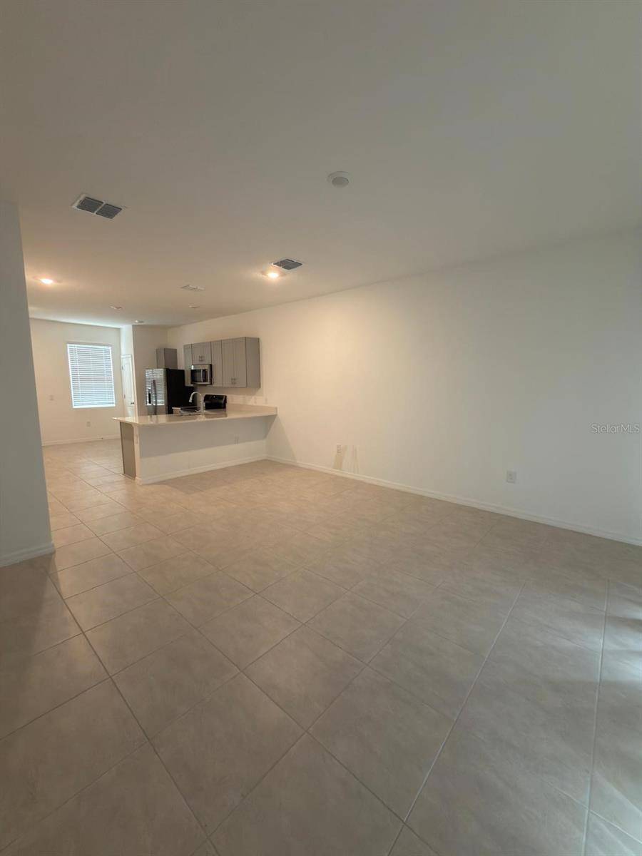 2984 SKYLINE LOOP, Poinciana, FL 34758