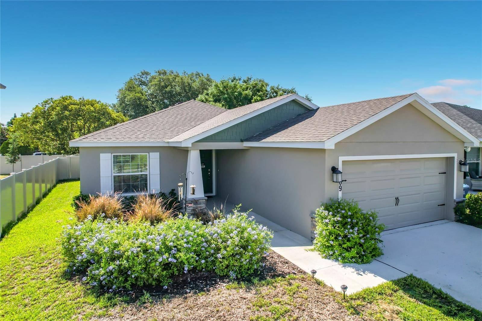 609 AMBLESIDE DR, Haines City, FL 33844