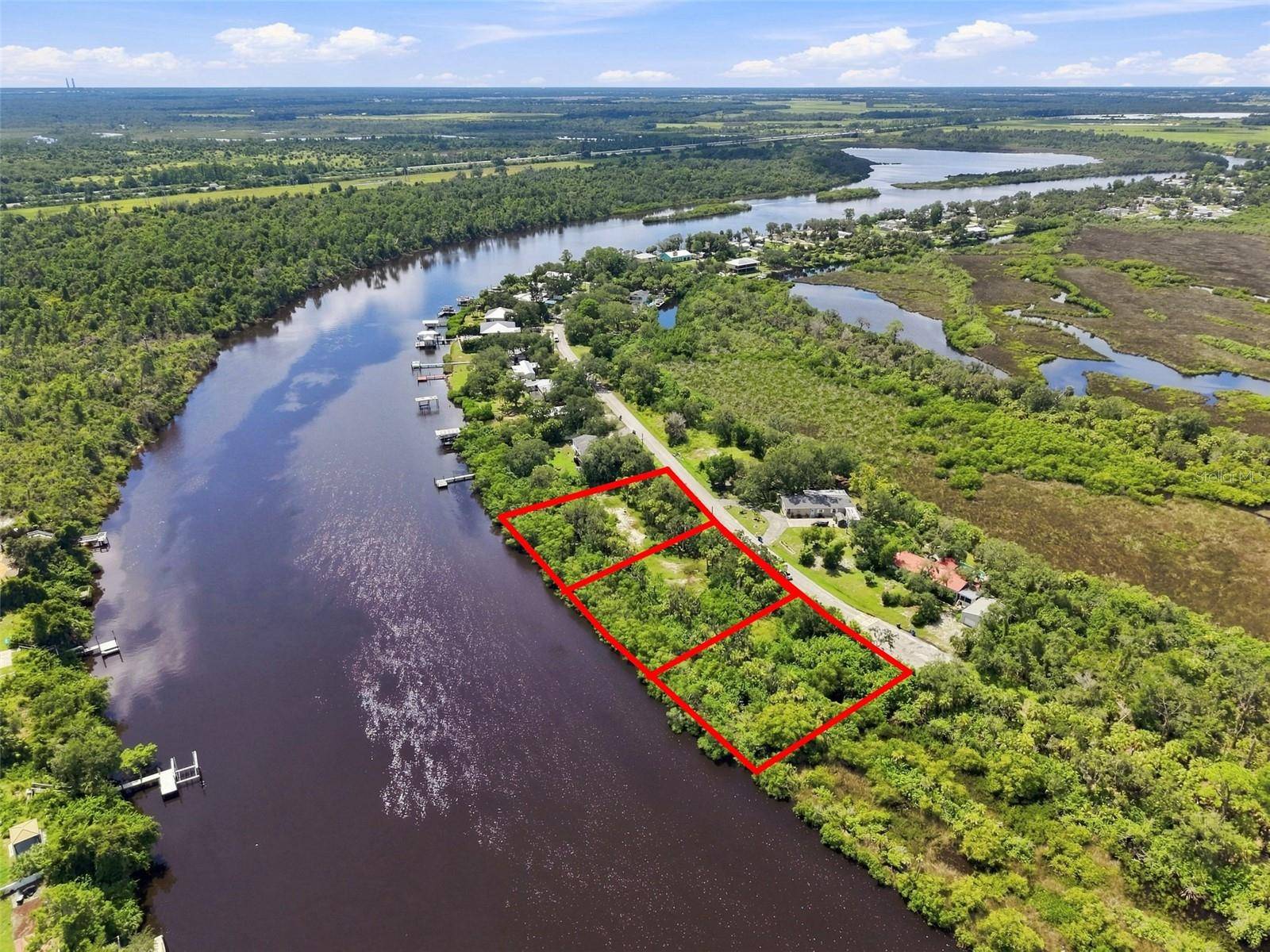 2504, 2506, and 2508 RIVER BEND DR, Ruskin, FL 33570