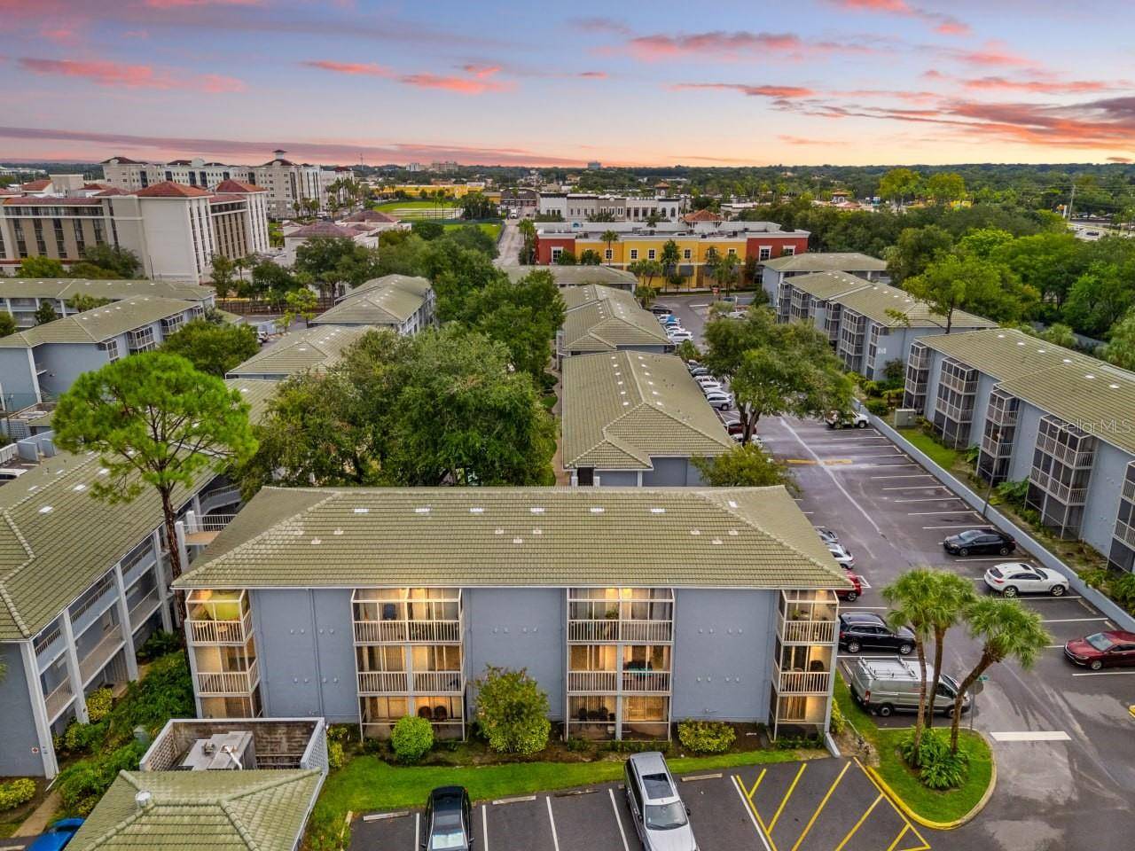 109 OYSTER BAY CIR #220, Altamonte Springs, FL 32701