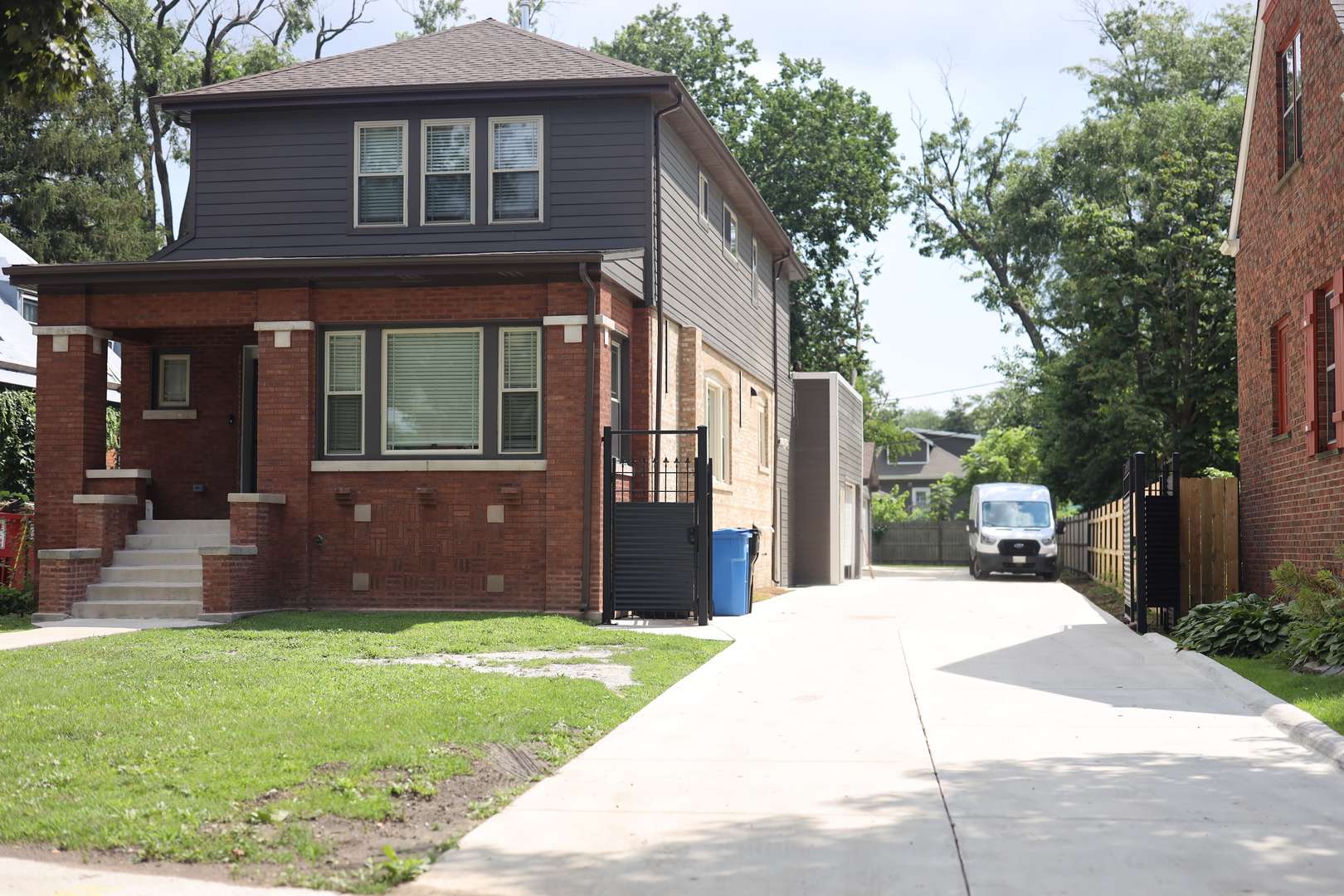 Address not disclosed, Chicago, IL 60643