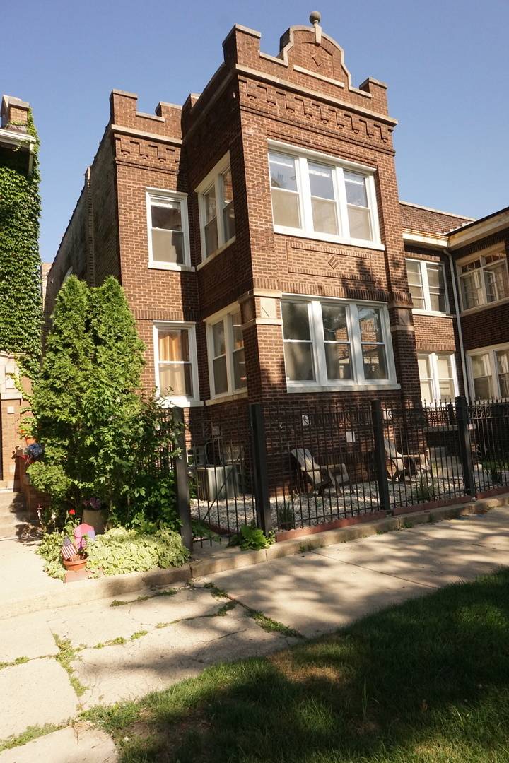 4303 N Sawyer AVE, Chicago, IL 60618