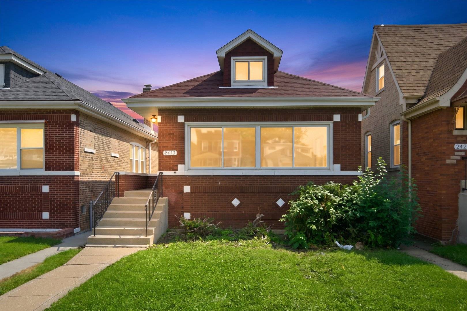 2423 N Newland AVE, Chicago, IL 60707