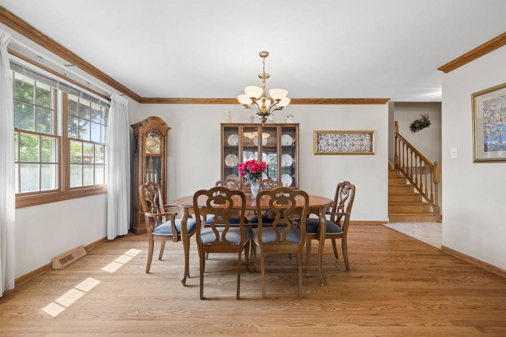 7802 Sawyer RD, Darien, IL 60561