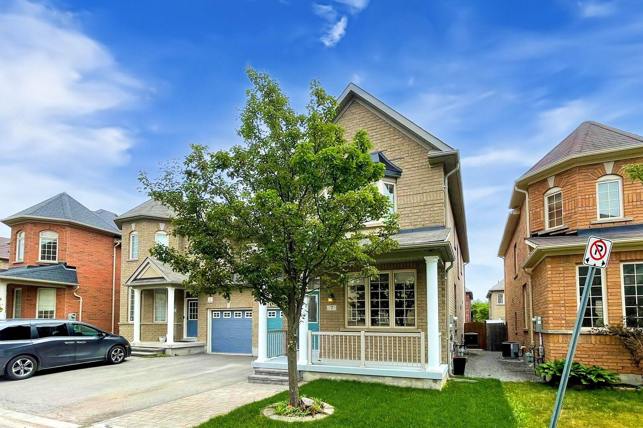 7 Tufo AVE, Markham, ON L6C 0H8