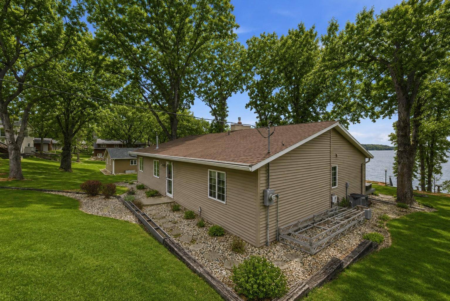 13630 2nd ST NE, Spicer, MN 56288