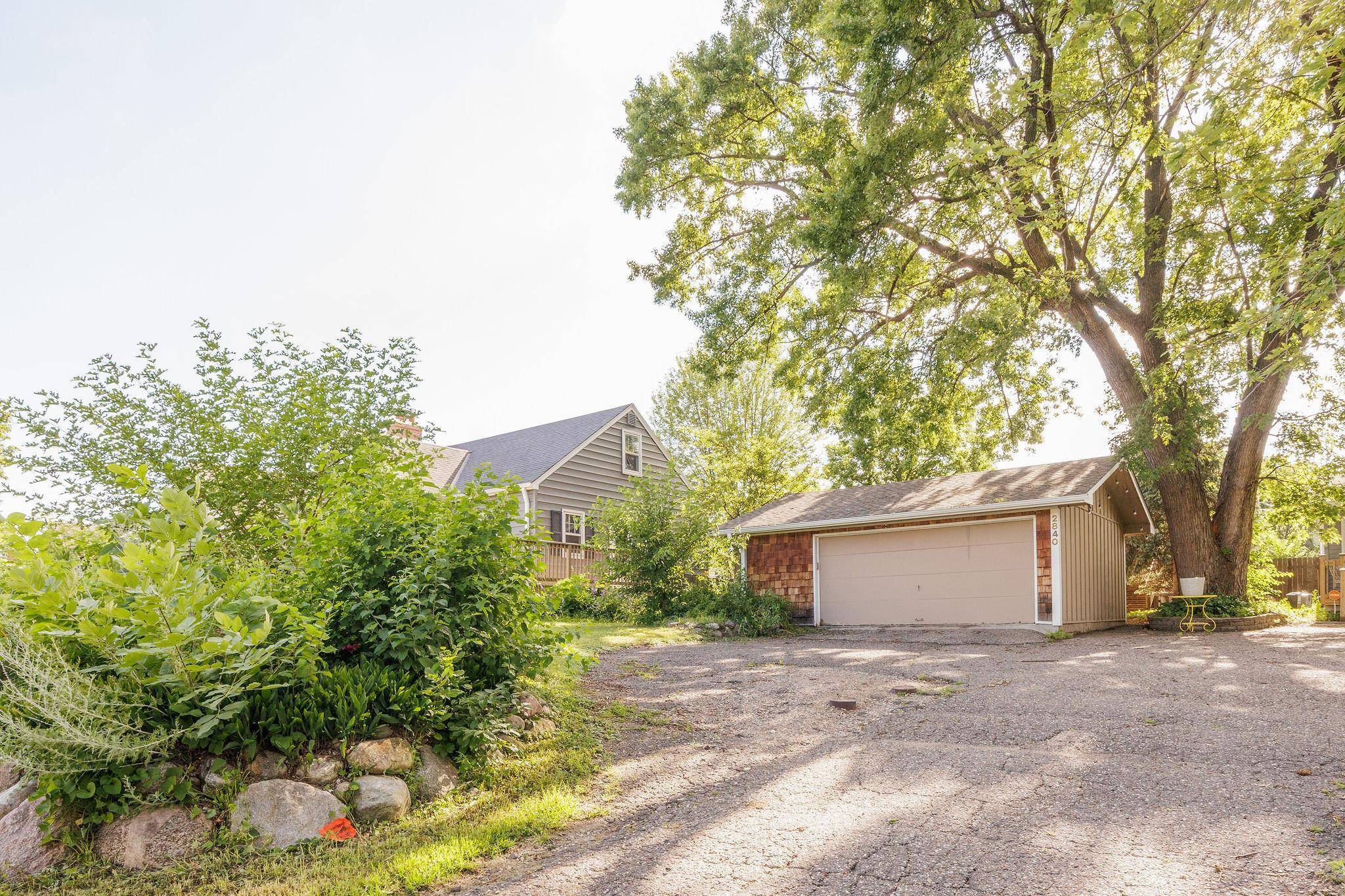 2840 Florida AVE S, Saint Louis Park, MN 55426