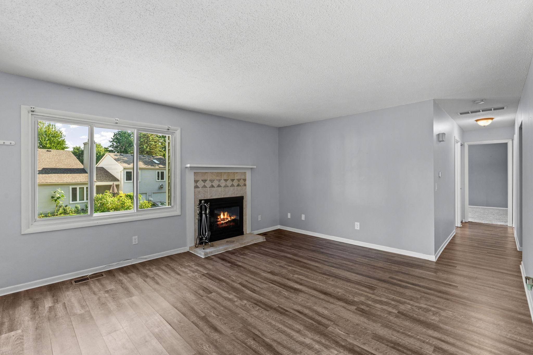 7304 Landau DR, Bloomington, MN 55438