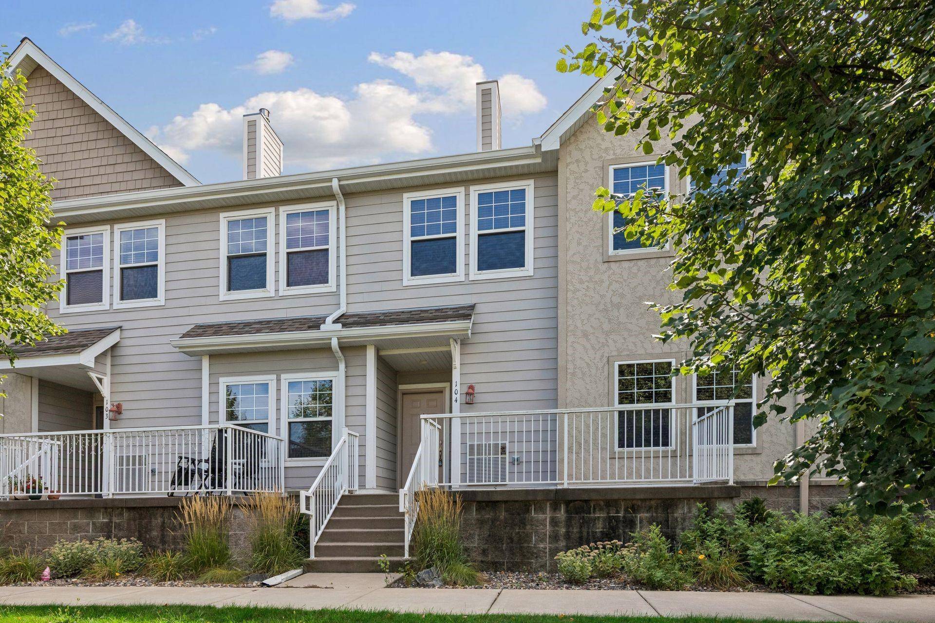2107 Cedar Grove TRL #104, Eagan, MN 55122