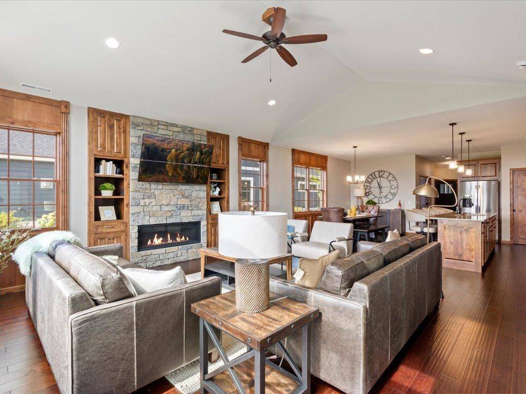 7871 Chickasaw CIR, Pequot Lakes, MN 56472